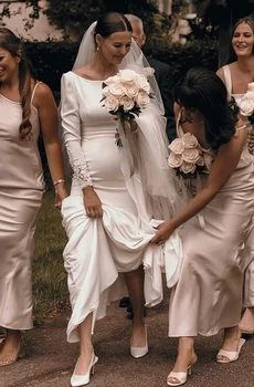 Zarif Beyaz Mermaid Saten düğün elbisesi Basit Siyah Boyun Gelin Elbiseler Kadınlar için 2022 Yeni Ücretsiz Kargo Bohemian gelin kıyafeti